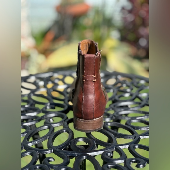 Frye — Ankle Boots - Picture 7 of 8